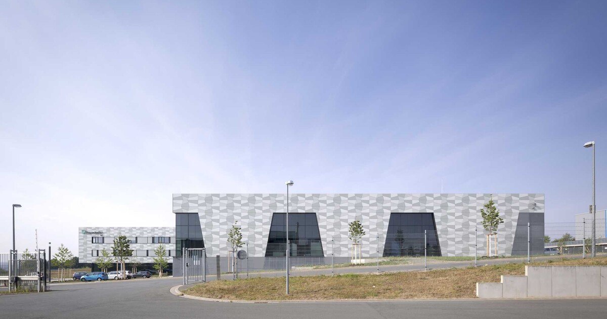 OKALUX ǀ Lichtdurchflutet