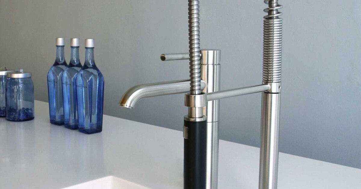 Mineralwerkstoff: Fugenlose Formvielfalt