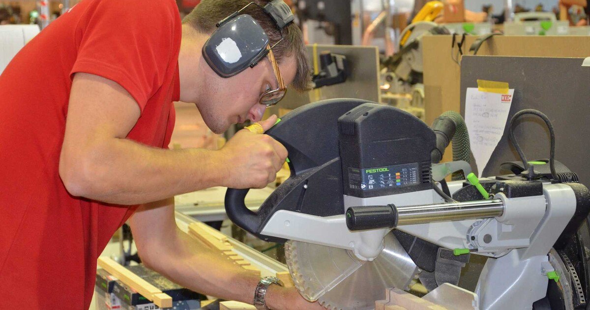 EuroSkills: Silber für Möbeltischler Christian Buchegger