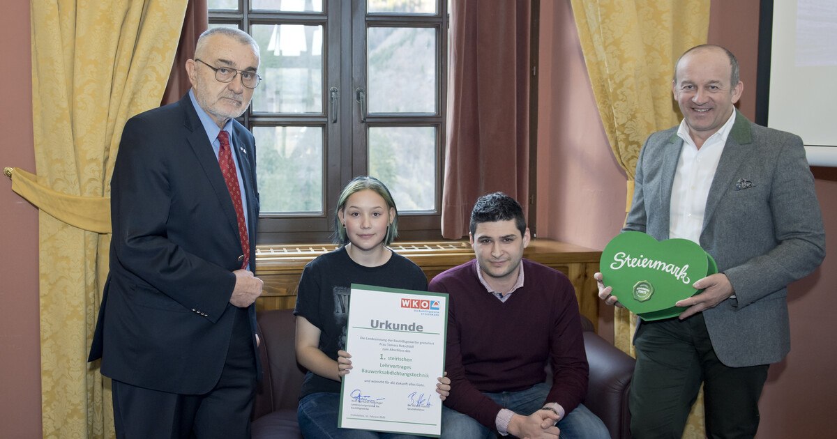 Erste Bauwerksabdichtungstechnikerin in Ausbildung