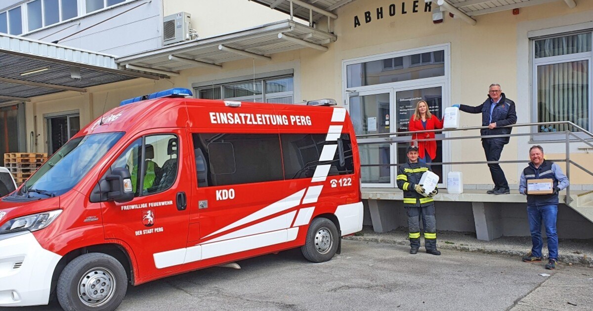 Für Mitarbeiter, Feuerwehr & Polizei: Synthesa produziert Desinfektionsmittel