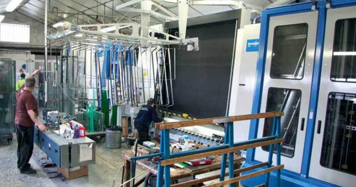 Isolierglasherstellung auf kleinstem Raum