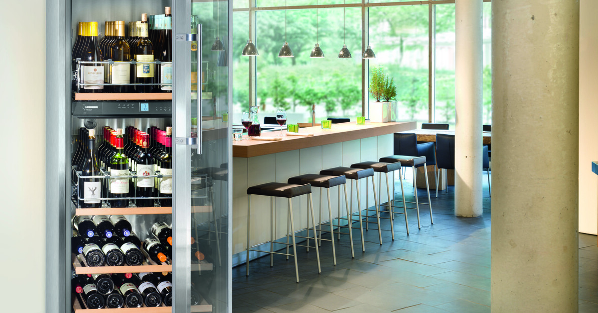„Alles für den Gast“ unter Strom: Liebherr-Kühlgeräte für Weinkenner & Energiesparer