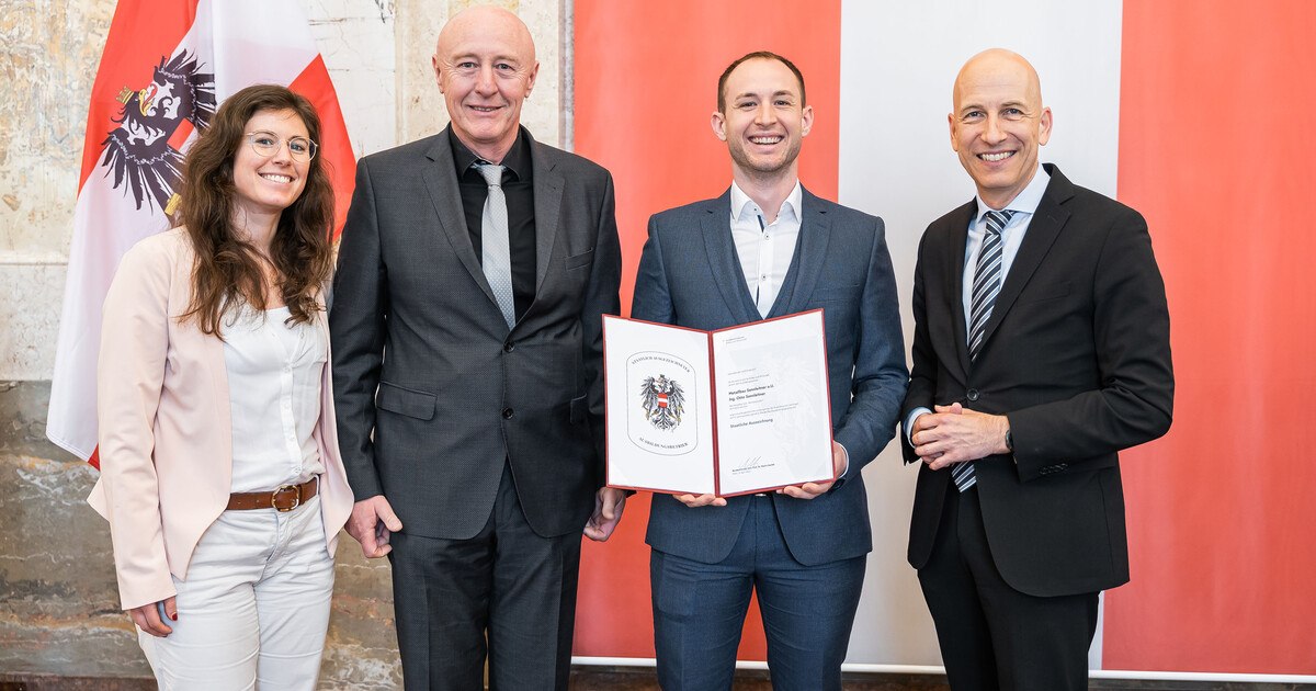 Staatswappen für Metallbau Sonnleitner