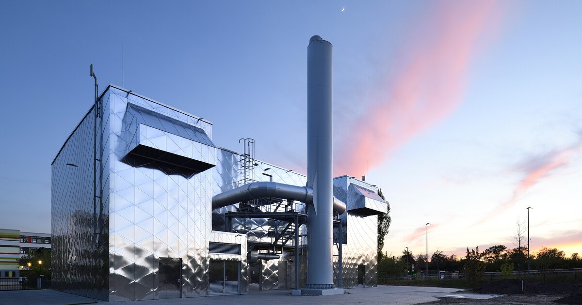 Blockheizkraftwerk gewinnt Deutschen Fassadenpreis