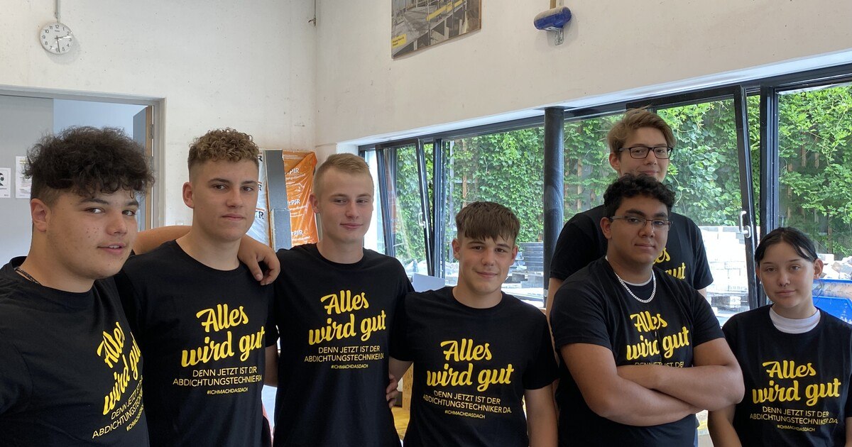 Erster Berufsschullehrgang der Bauwerksabdichter*innen