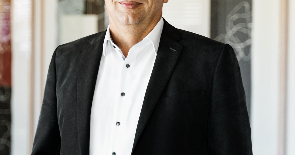 Linzmeier Bauelemente erweitert Geschäftsführung