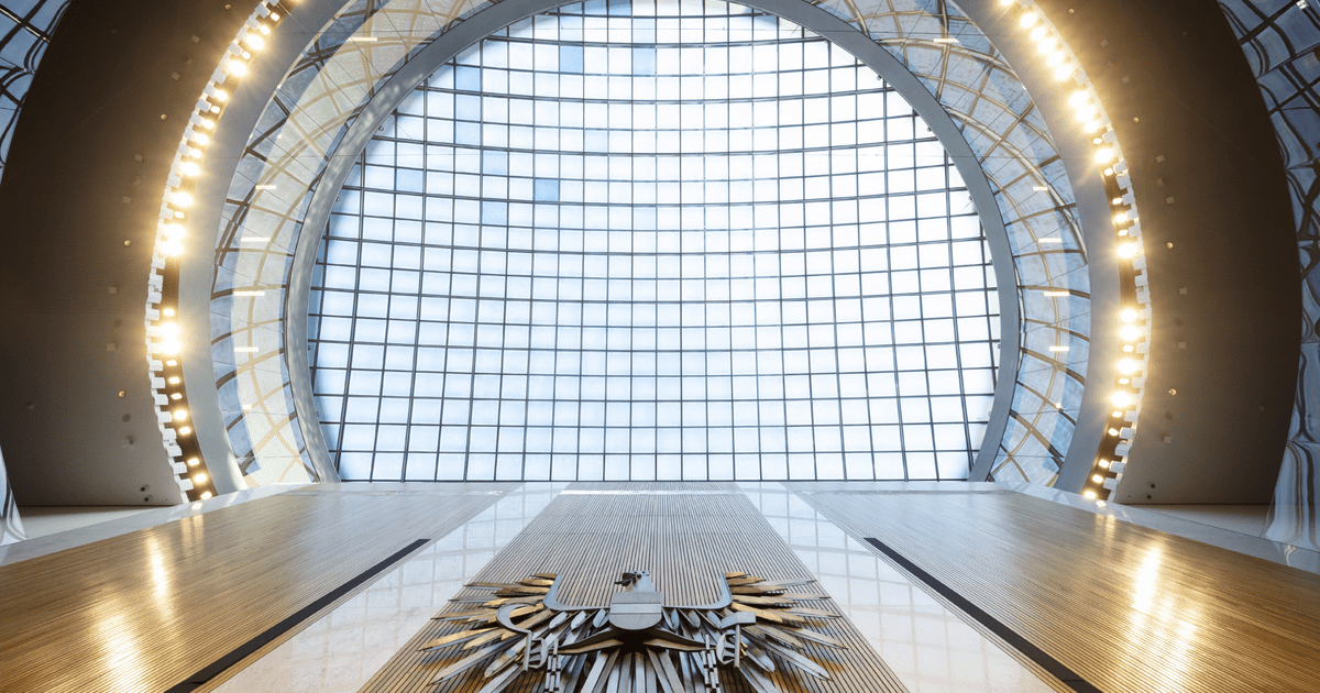 Des Adlers neue Kleider