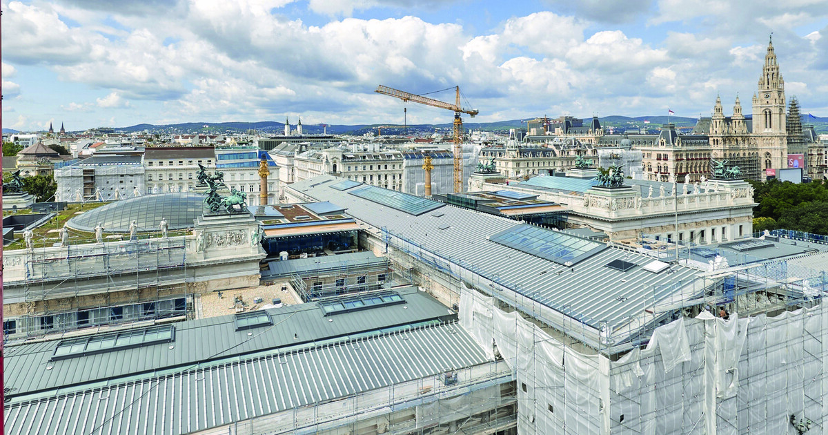 Neues Aluminiumdach für das österreichische Parlament