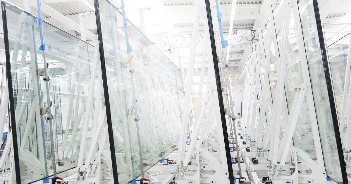 Sedak investiert in neue Isolierglas-Anlage