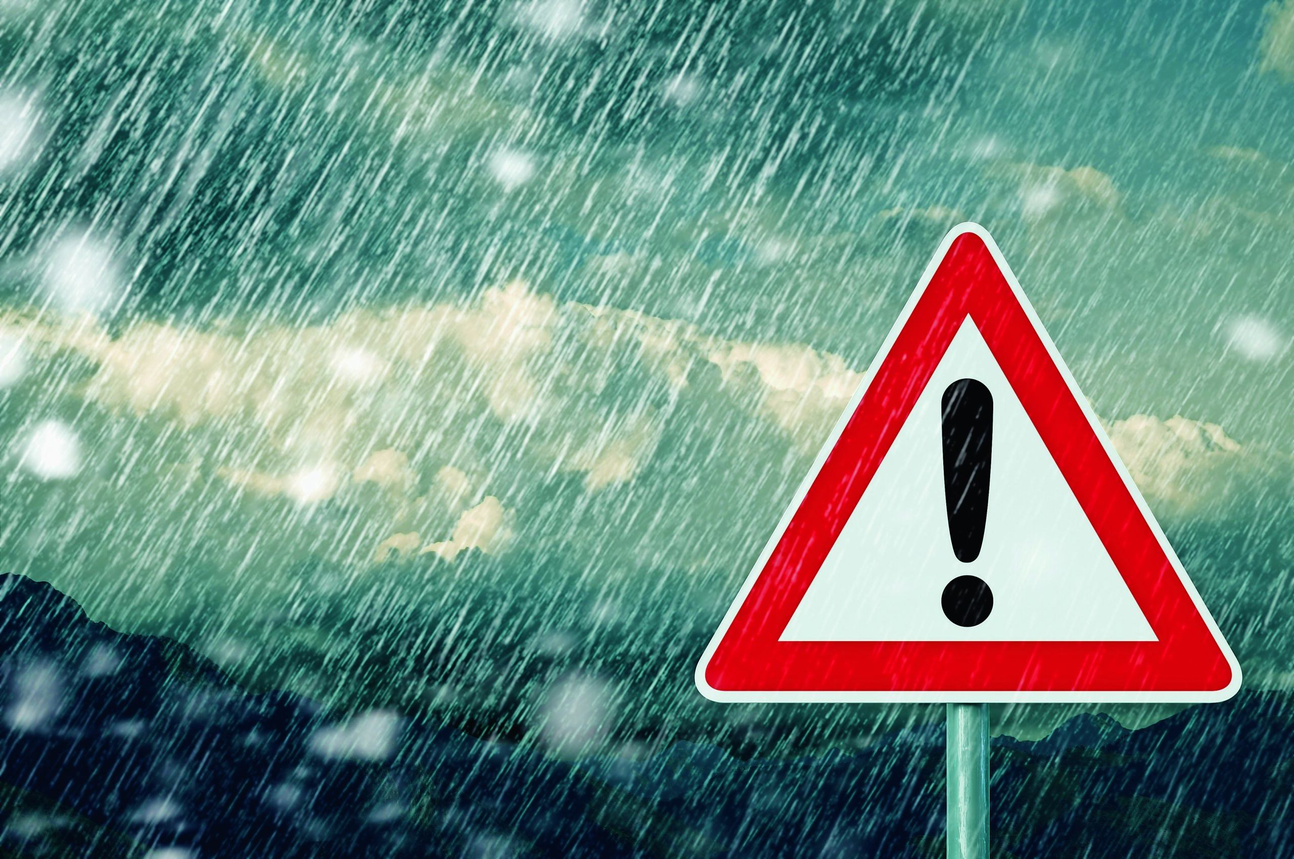 Warnpflicht verletzt:  Tiefbaubetrieb bleibt im Regen stehen