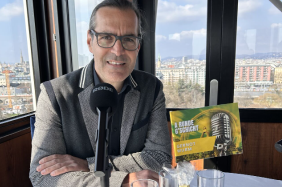 Whisperwool bringt Schafwolle ins Möbelhandwerk