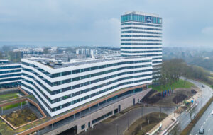 Der neue Continentale Campus am Stadtrand von Dortmund. © Continentale Krankenversicherung a.G / kadawittfeldarchitektur / Hunter Douglas Architectural