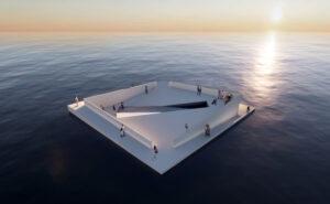 AquaPraça nimmt dabei bewusst Bezug auf ein ikonisches Werk der Biennale-Geschichte: das „Teatro del Mondo“ des Architekten Aldo Rossi aus dem Jahr 1979. ©Biennale di Venezia