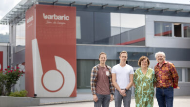 Von links: Die neuen Geschäftsführer Florian Barbaric und Stefan Barbaric jun. mit ihren Eltern und Firmengründern Brigitte und Stefan Barbaric sen. © Barbaric
