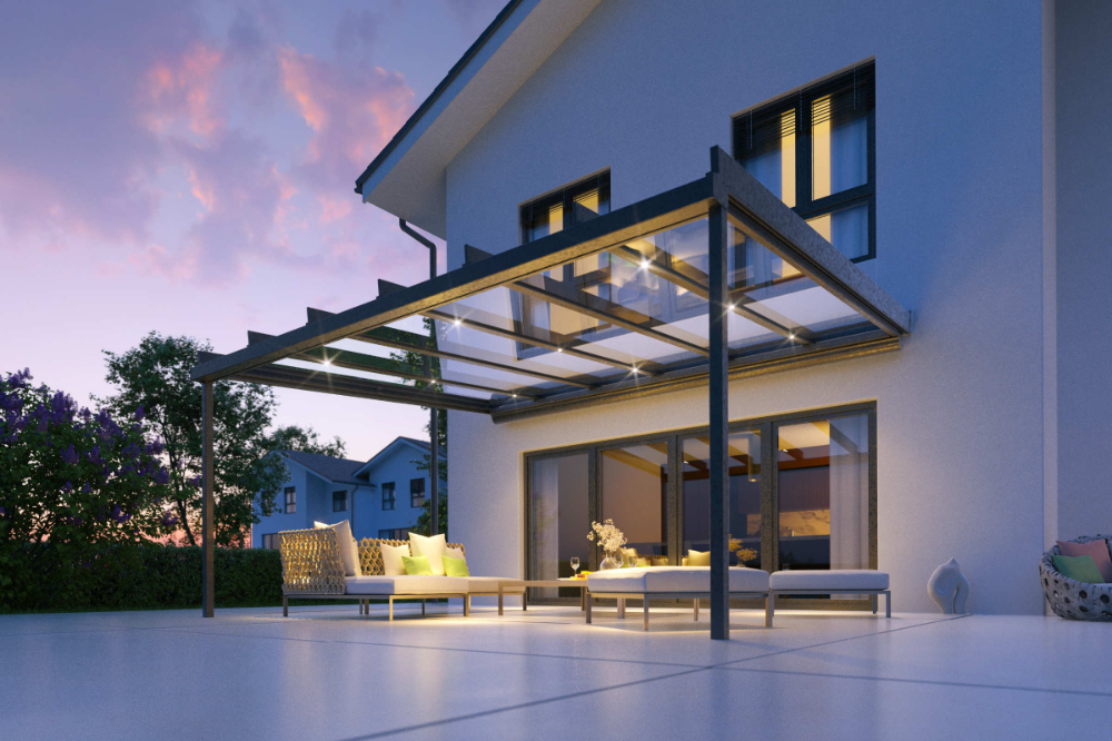 © TS-Aluminium-Profilsysteme GmbH & Co. KG Terasse bei Abenddämmerung