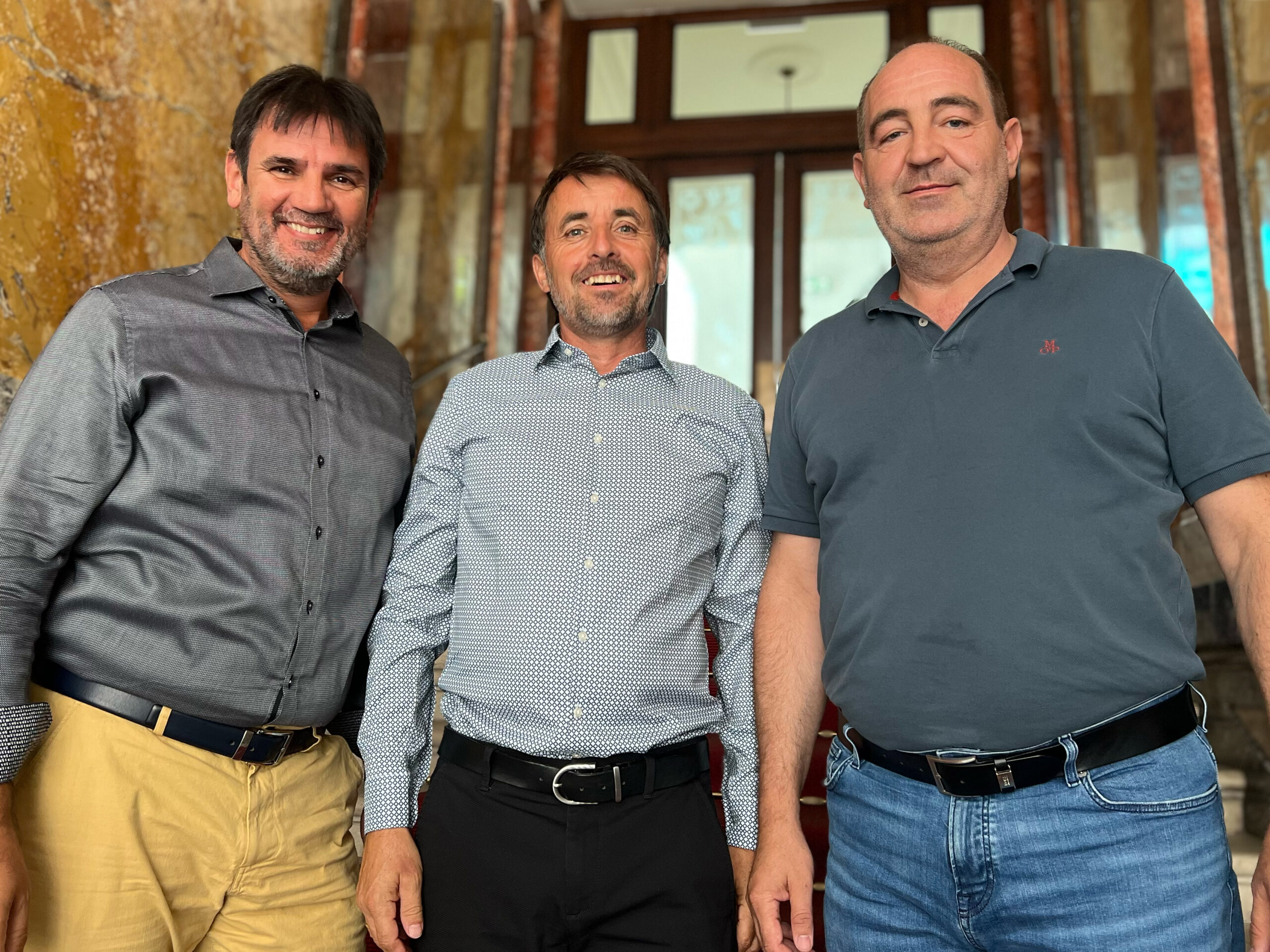 Der neue Bundesinnungs-Vorstand der Dachdecker, Glaser und Spengler