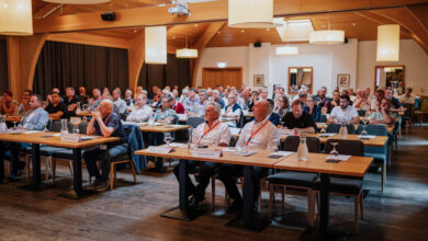 Informative Vorträge renomierter internationaler Glasfachleute bietet das Symposium für das Glashandwerk im September in Kärnten. © Verein Kärntner Glaserhandwerk