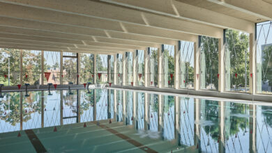 Schwimmhalle aus Holz gewann die wienwood 25.