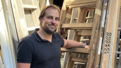 Berhard Bugkel in der Werkstatt. © Barbara Jahn